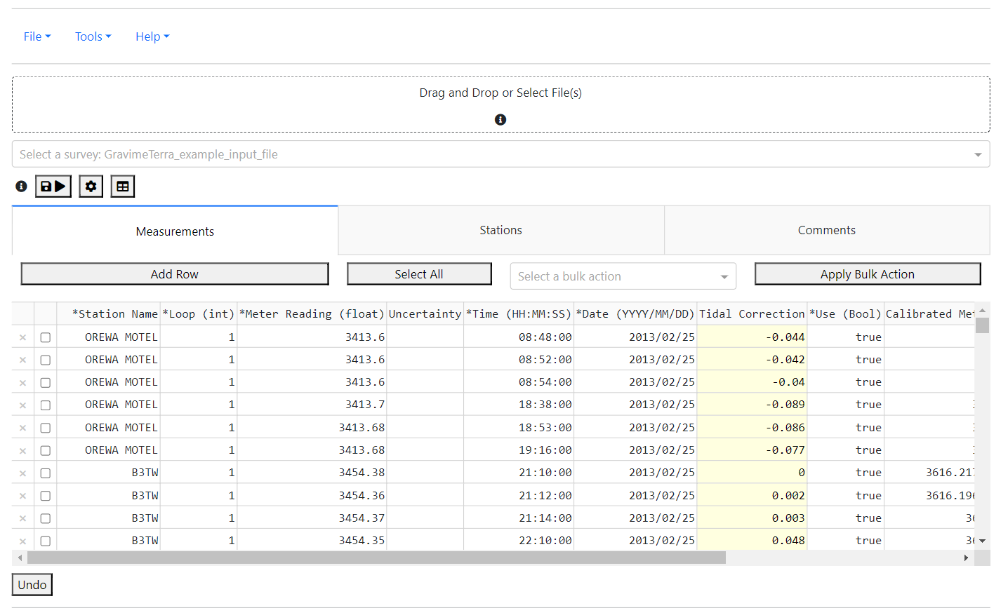 Screenshot of the interactive data analisys tools tables and buttons.